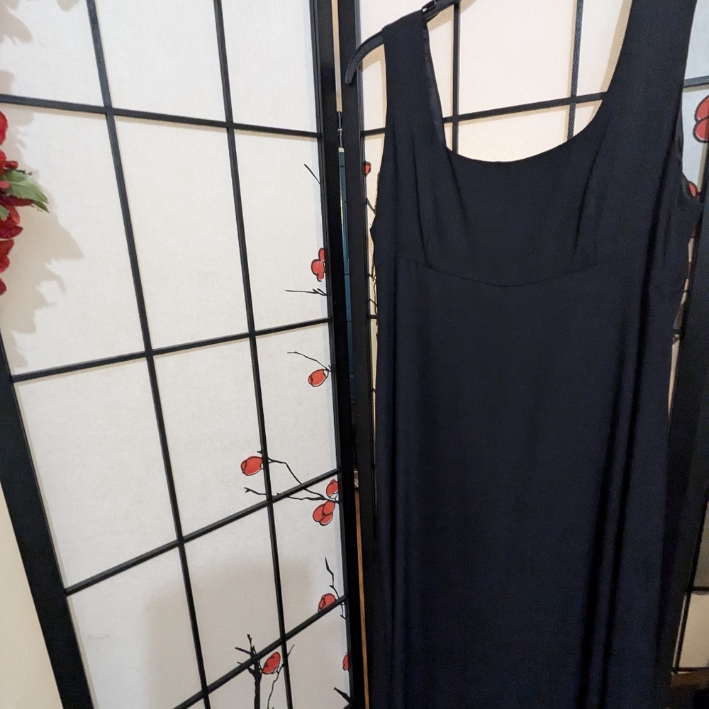Donna Ricco Black Dress